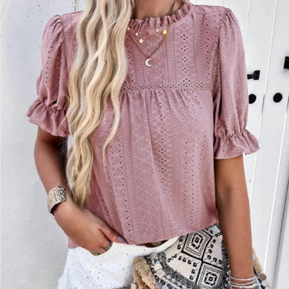 Hollow out ruffle short sleeve mauve top xl
